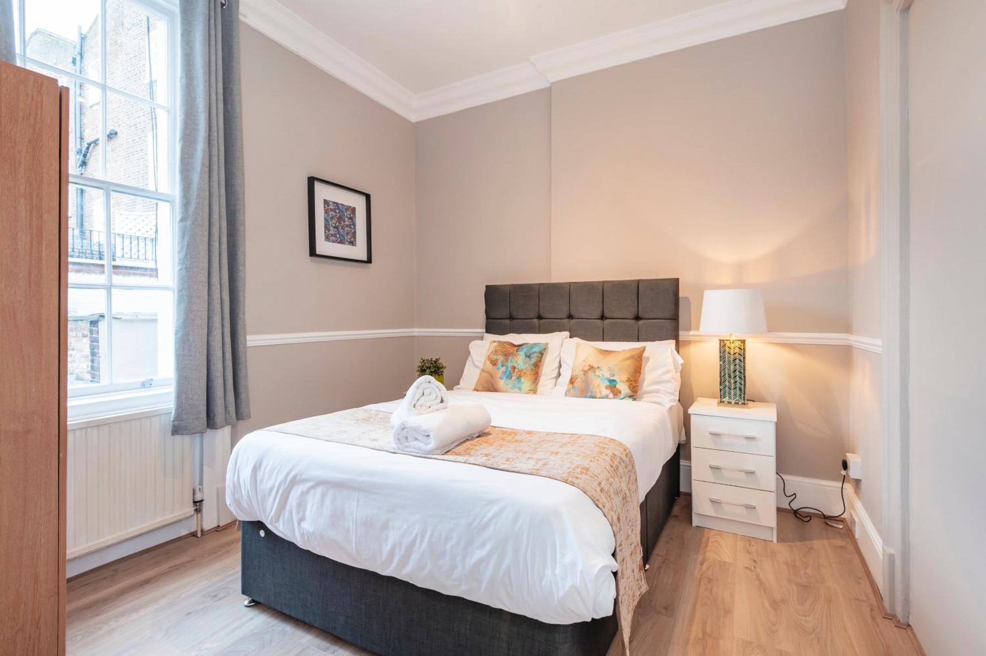 Hyde Park Modern Apartament *