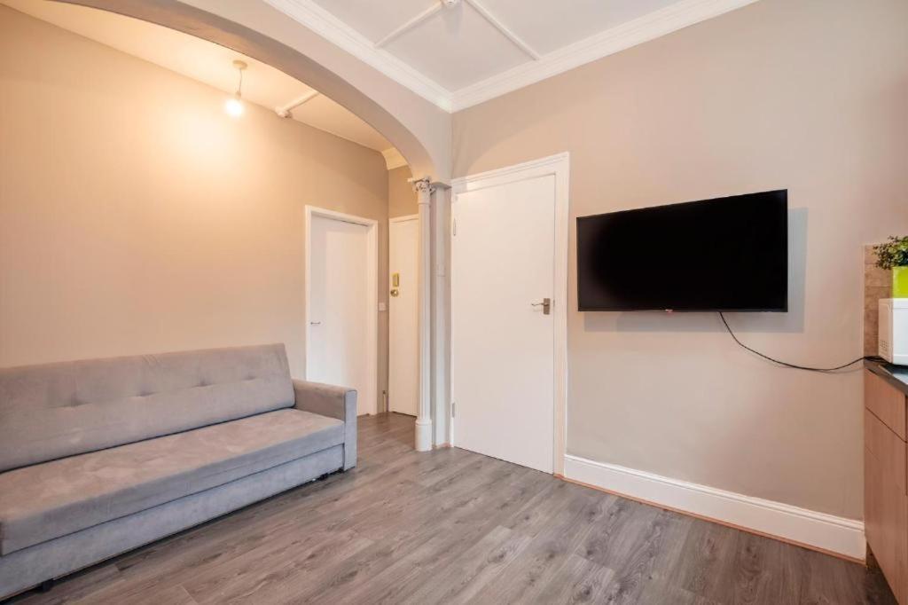 Hyde Park Modern Apartament *
